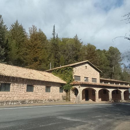 Albergue Ruta Rio Borosa コト・リオス エクステリア 写真